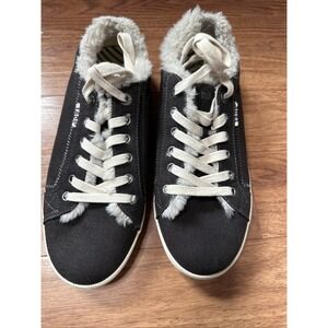 Taos women's size 10 starline sneakers faux fur  Support Comfort Black